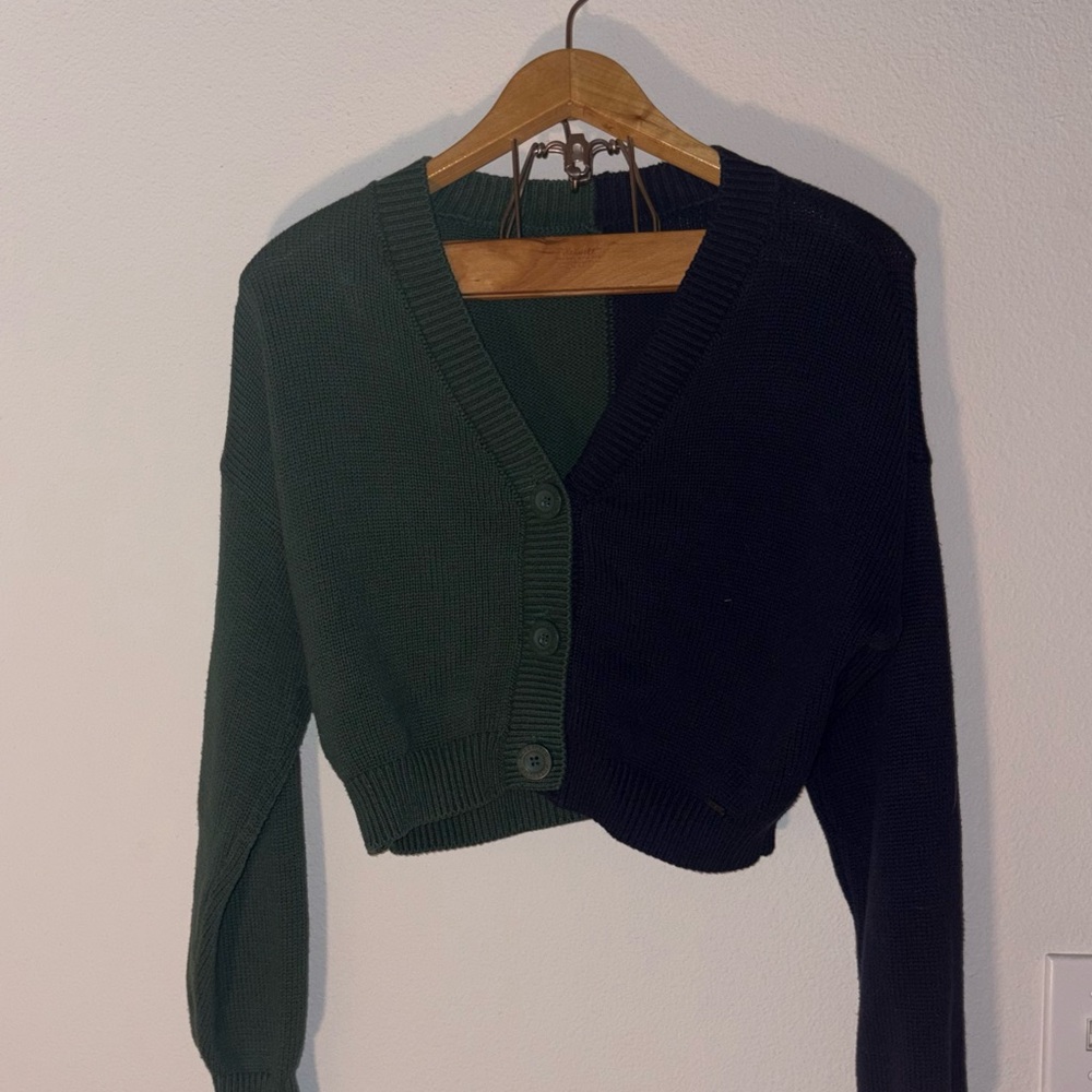 Hollister Two-Tone Green and Black Cardigan